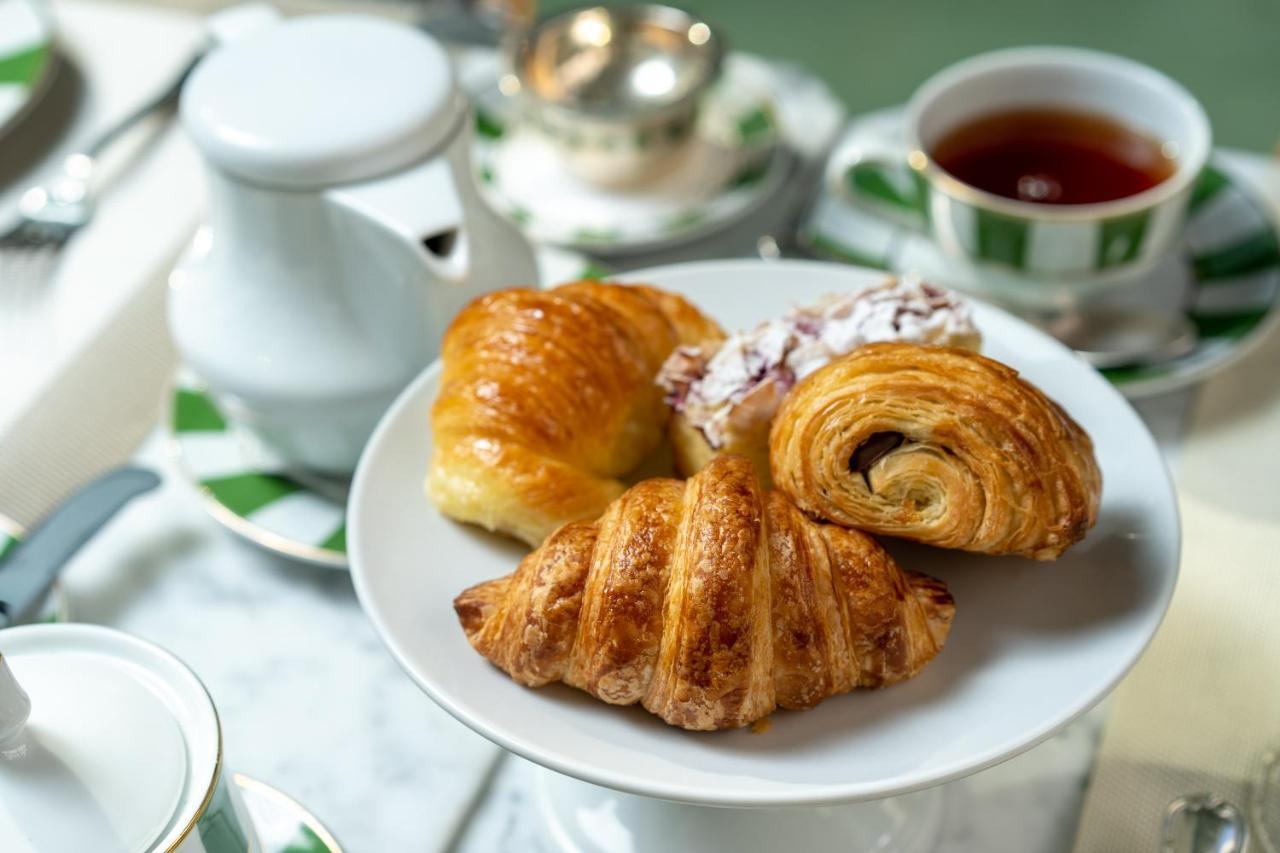 Alvear Icon Hotel Buenos Aires Exterior foto Croissants