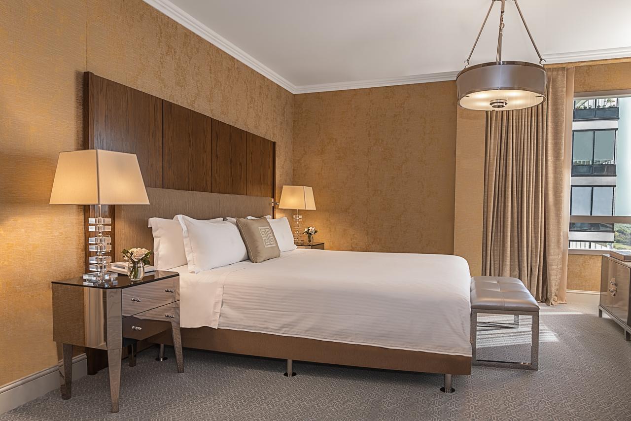 Alvear Icon Hotel Buenos Aires Exterior foto A bedroom at the Four Seasons Hotel